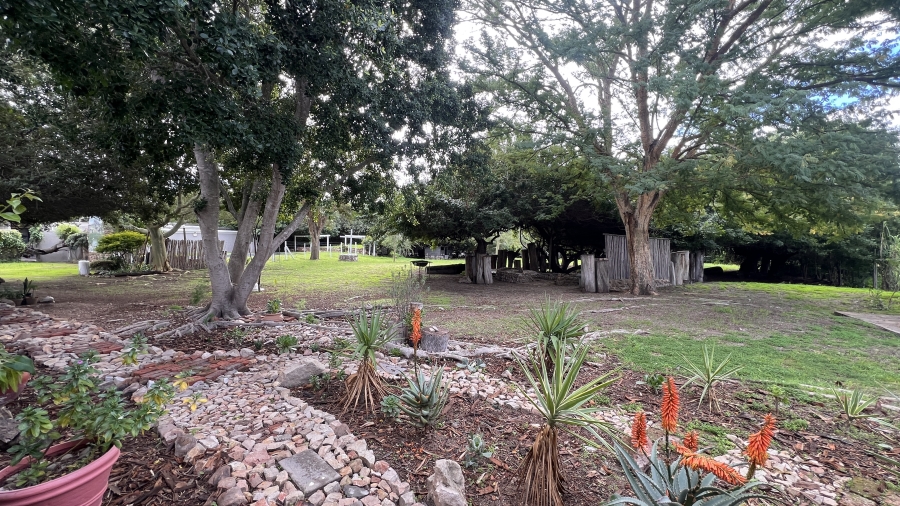 4 Bedroom Property for Sale in Redelinghuys Western Cape